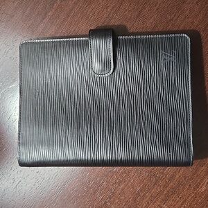 Authentic Louis Vuitton Epi Agenda MM